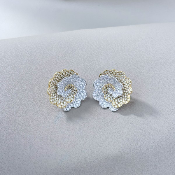 Stud New Earring